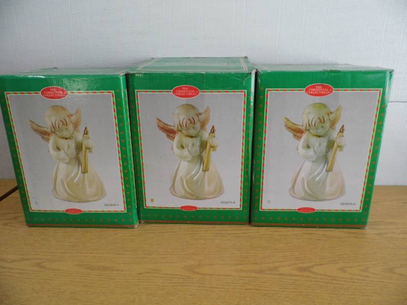 lot 11 image: 3 Angel Figures