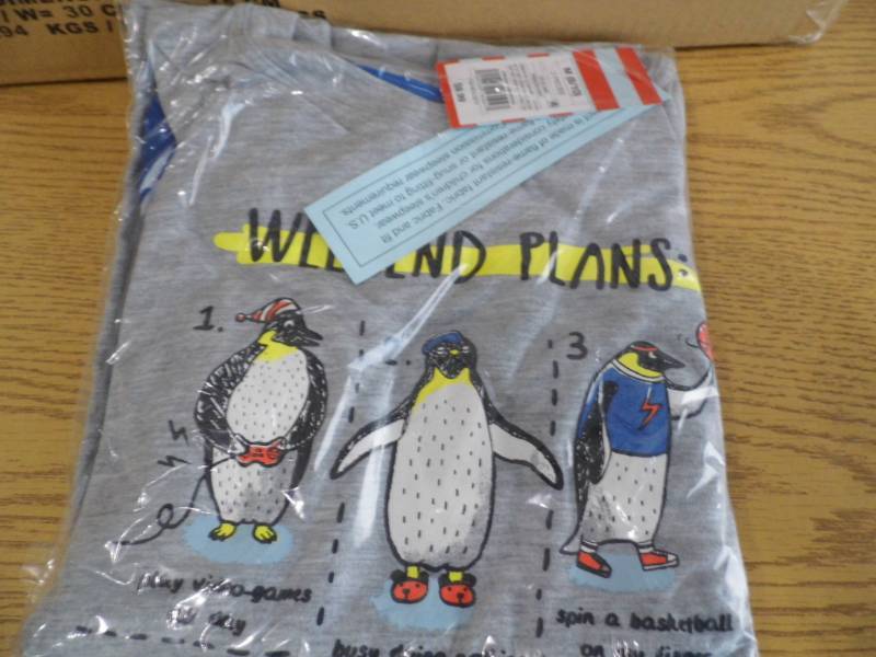 lot 55 image: Case of Penguin Pajamas