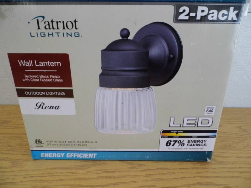 lot 63 image: Pair of New Light Fixtrues