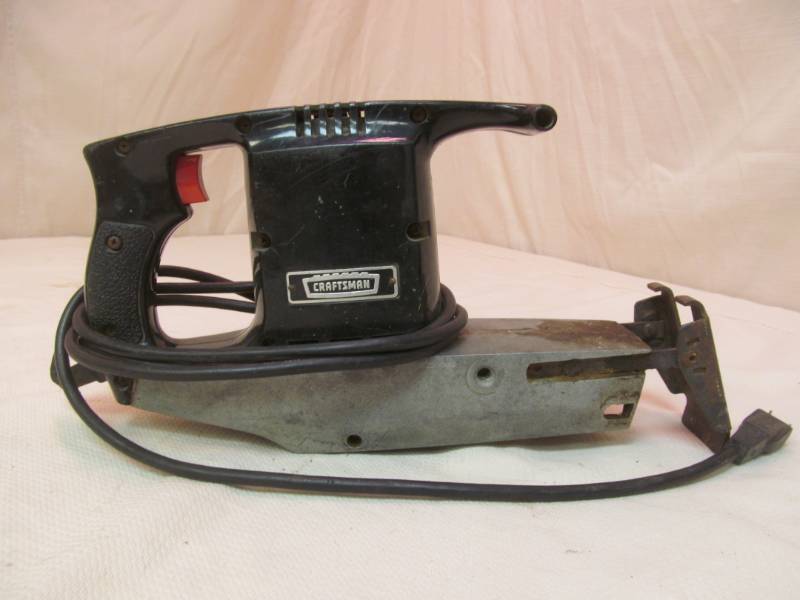 lot 26 image: Craftsman Reciprocating saw