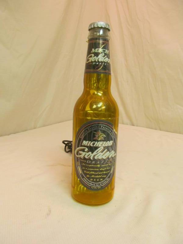 lot 29 image: Lighted Michelob Beer bottle