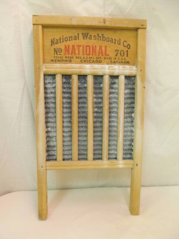 lot 42 image: Vintage wash board