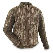 lot 83 image: Sportsman 221
