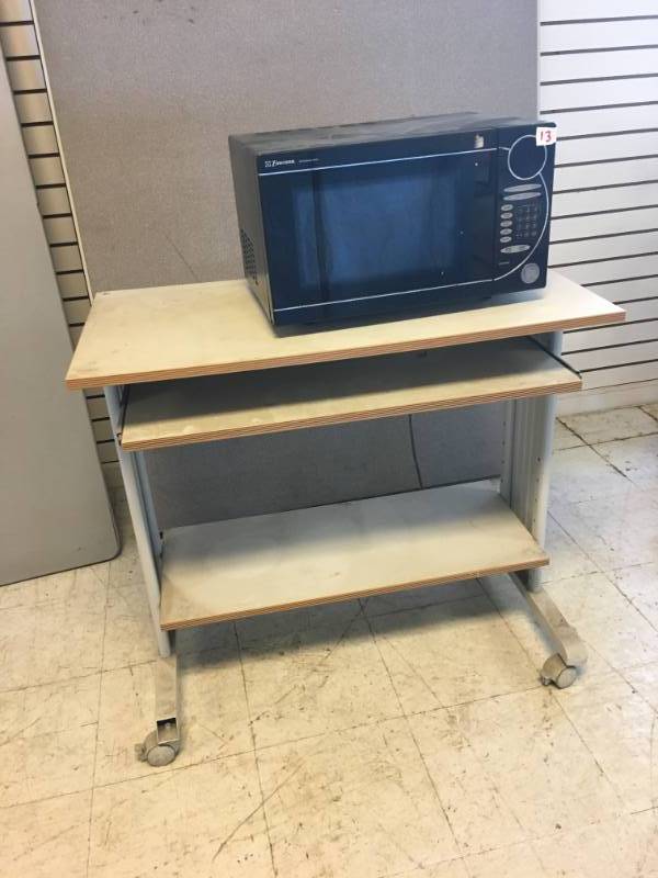 lot 13 image: Microwave and Rolling Cart
