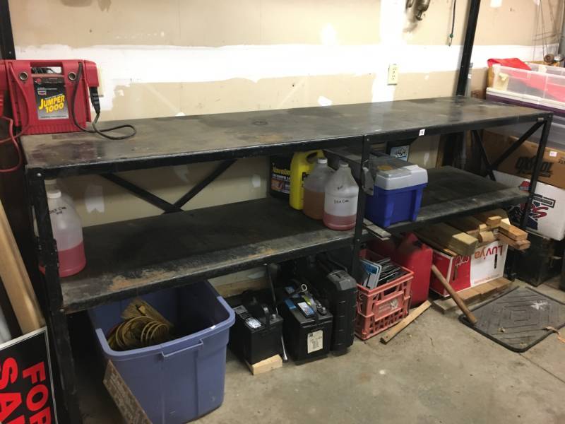 lot 18 image: Metal Shelf Unit