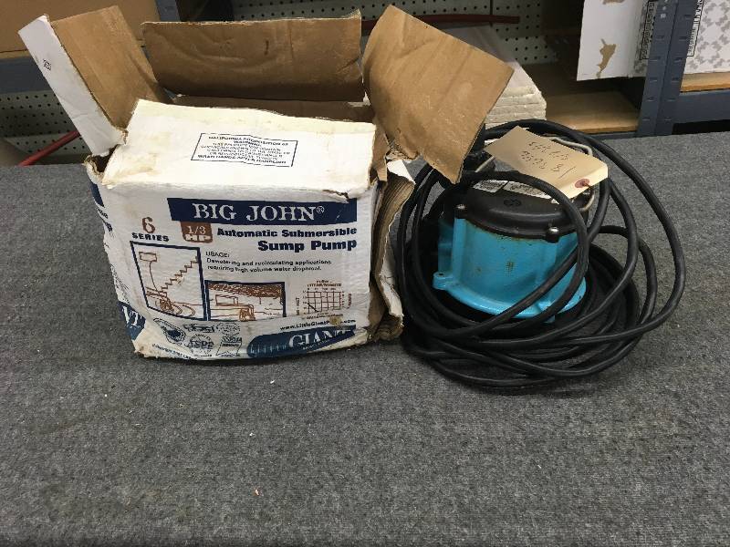 lot 21 image: Big John 13 HP Automatic Submersible Sump Pump