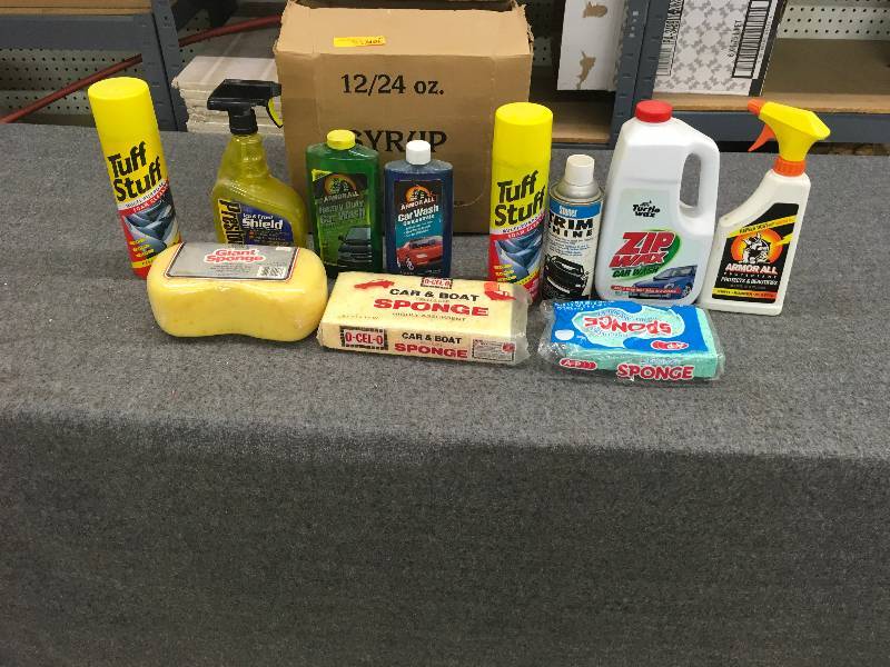 lot 49 image: Misc Vehicle Car Wash & Wax Products