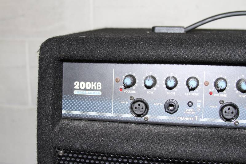 lot 2 image: Yorkville 200KB 200 KB Power Combo 4-Channel Professional Audio Keyboard Amplifier