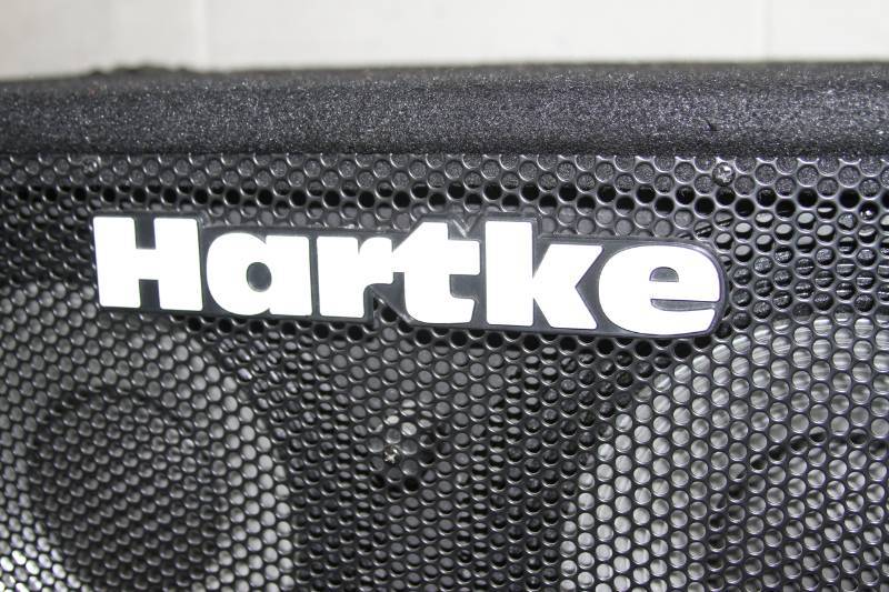 lot 22 image: Hartke Transporter 410TP Bass Guitar Amplifier Cabinet