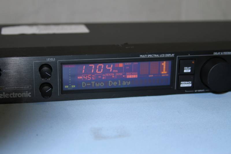 lot 43 image: T.C. Electronic D-Two Pro Audio Multi-Tap Rhythm Delay
