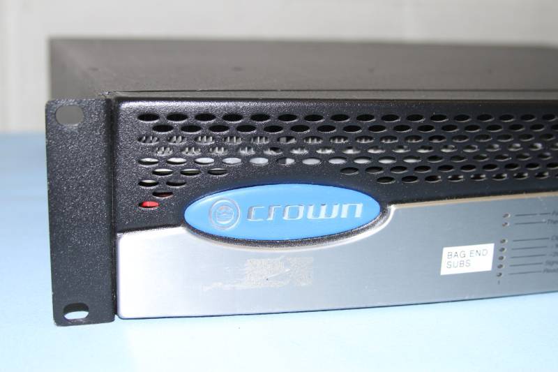 lot 53 image: Crown CTs 2000 Professional Two-Channel Audio Power Amplifier