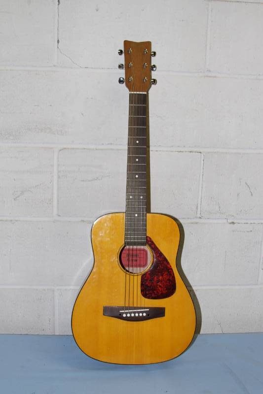 lot 71 image: Yamaha FG Junior JR-1 Red Label 34-Size Acoustic Guitar with Case