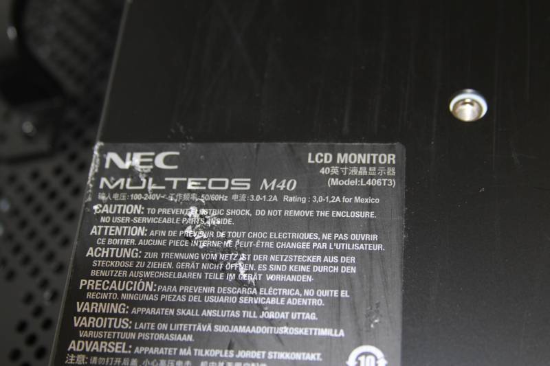 lot 87 image: NEC Multeos M40 Widescreen HD 40 Monitor  Display  Television (TV) with Remote Control