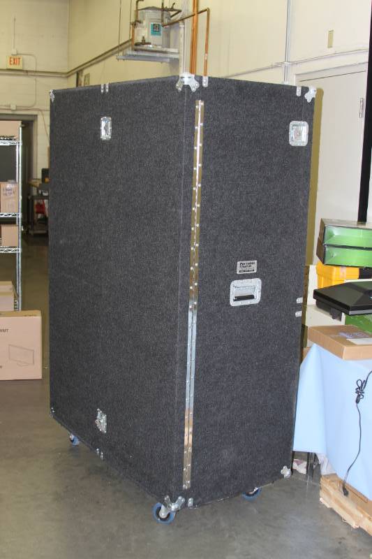 lot 107 image: Portable Church Industries LARGE Rolling (Heavy Duty Casters) Transport Equipment Case System