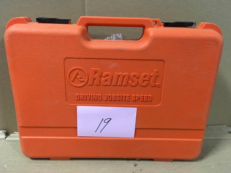 lot 19 image: Ramset MasterShot 0.22 Caliber Powder Actuated Tool - USED