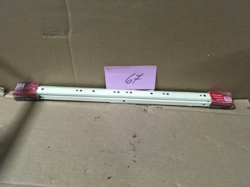 lot 67 image: Liberty Hardware D68822C-W-TS White Drawer Slides 22 Inch Bottom Mount Self Close- open box