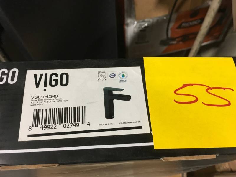 lot 55 image: Ileana Single Hole Single-Handle Bathroom Faucet in Matte Black- open box