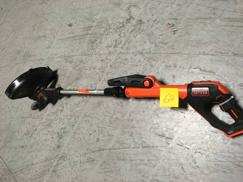 lot 62 image: BLACKDECKER 12 in. 20-Volt MAX Lithium-Ion Cordless 2-in-1 String Grass TrimmerLawn Edger- good condition