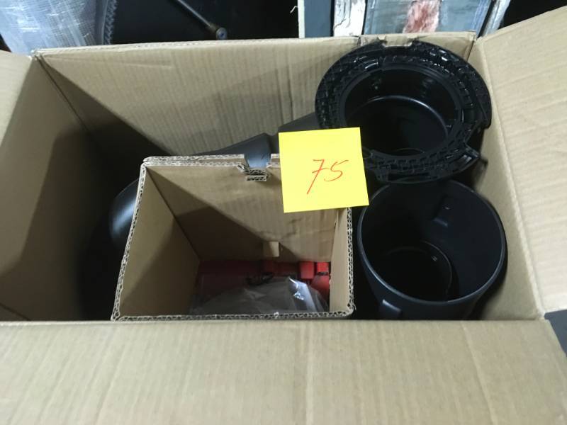 lot 75 image: Toro 150 MPH 460 CFM 25.4cc 2-Cycle Handheld Gas Leaf Blower Vacuum  USED