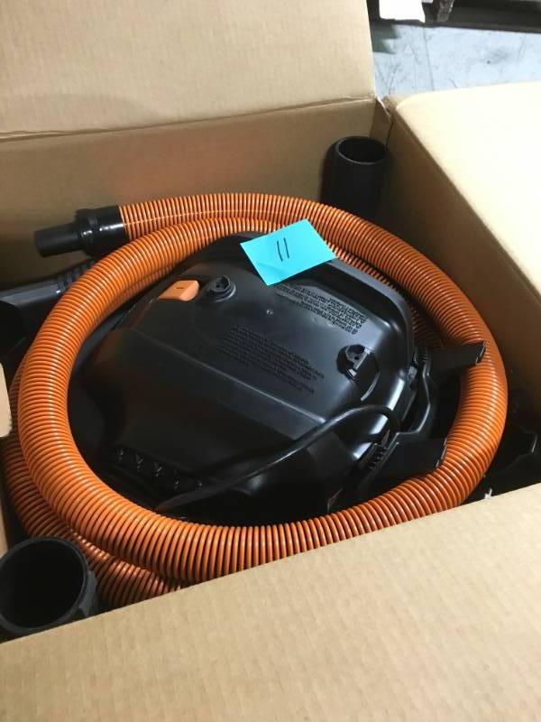lot 11 image: RIDGID 1 14 in. to 2-12 in. Multi-Fit Car-Cleaning Claw Nozzle for RIDGID Wet Dry Vacs- good condition