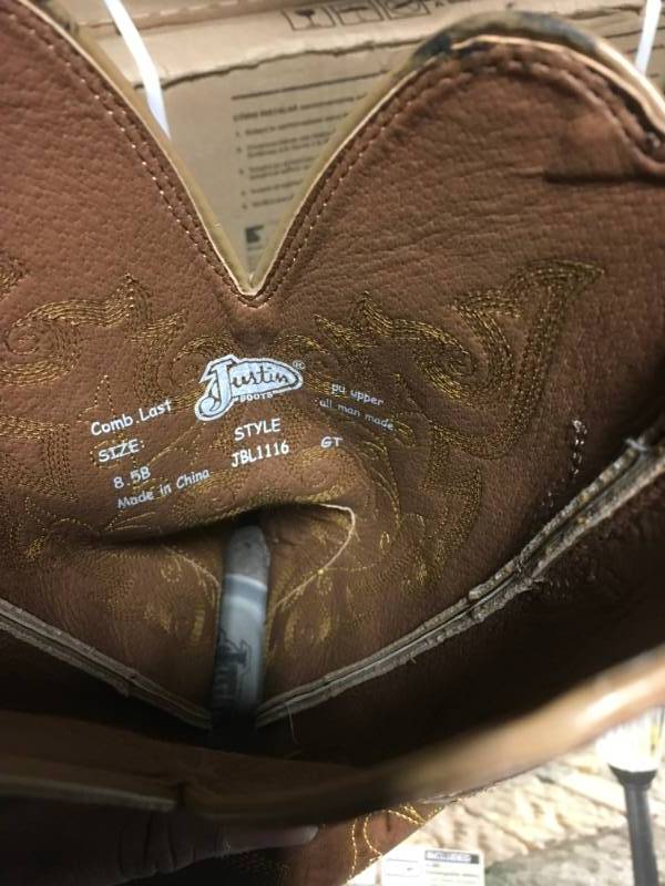 lot 72 image: Justin Boots Womens Farm Ranch JBL1116 12-Inch Boots  SZ 8.5 B- not used