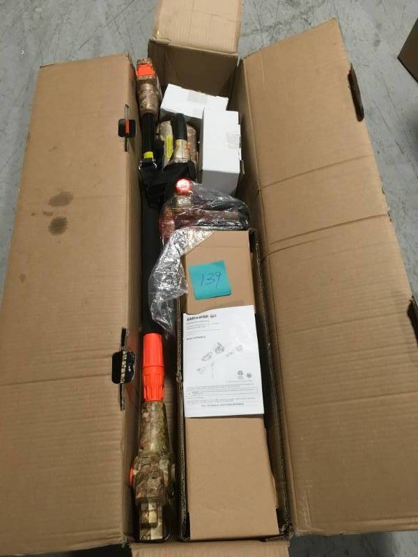 lot 139 image: Earthwise 10 in. 40-Volt Electric Cordless 2-in-1 Pole Chainsaw- good condition