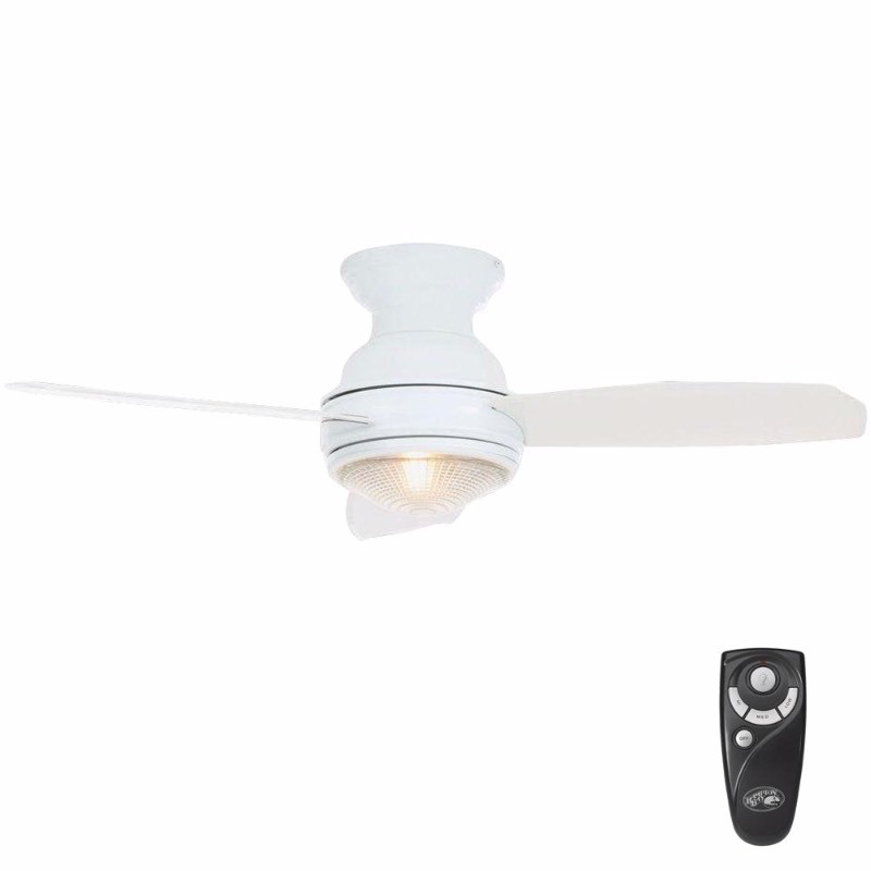 Hampton Bay Sovana 44 In Indoor White Ceiling Fan With Light Kit