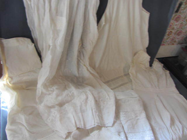 Pantaloons, Petticoat