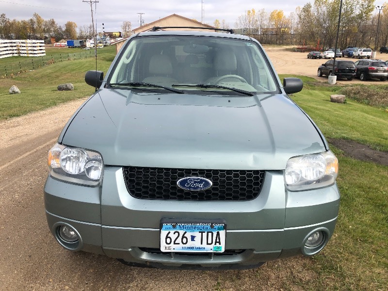 2006 Ford Escape Limited 4WD -No Reserve-