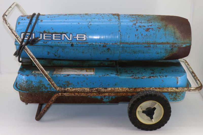 lot 6 image: Queen B 85,000btu Fuel Oil Heater