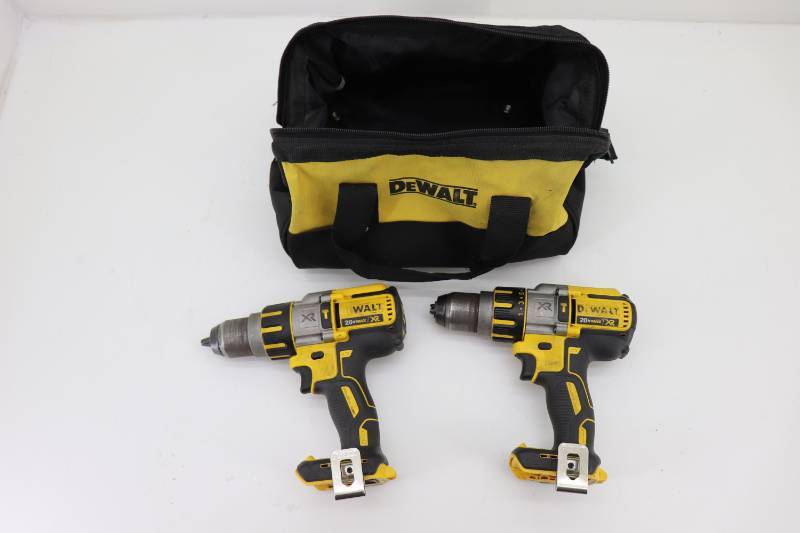 lot 12 image: (2) DeWalt 20v DCD995 12 Hammerdrills w Bag