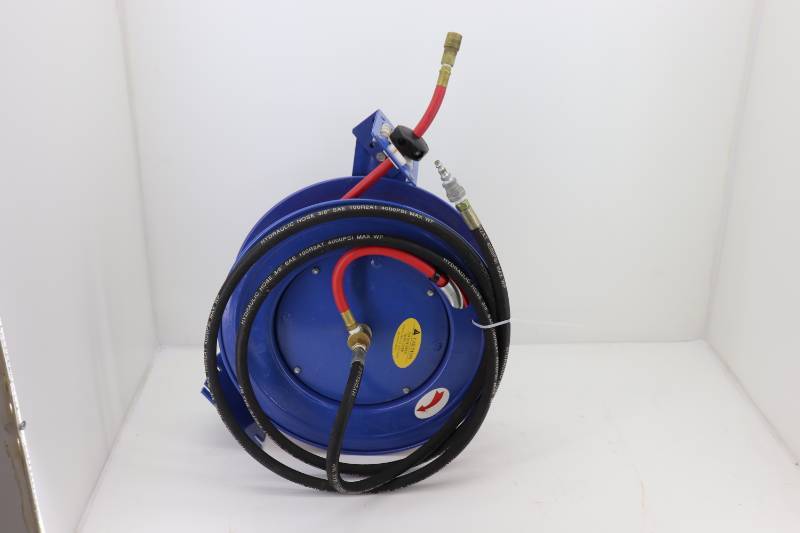 lot 29 image: Air Hos Reel