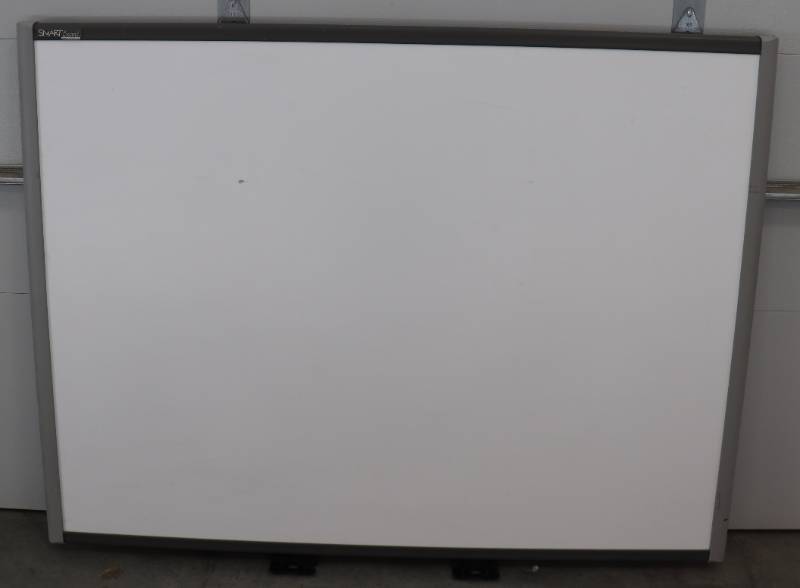 lot 47 image: Smart BoardDry Erase Board