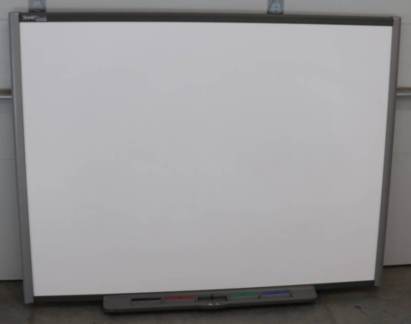 lot 48 image: Smart BoardDry Erase Board