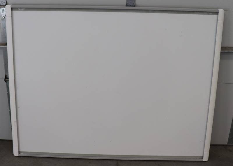 lot 49 image: Smart BoardDry Erase Board