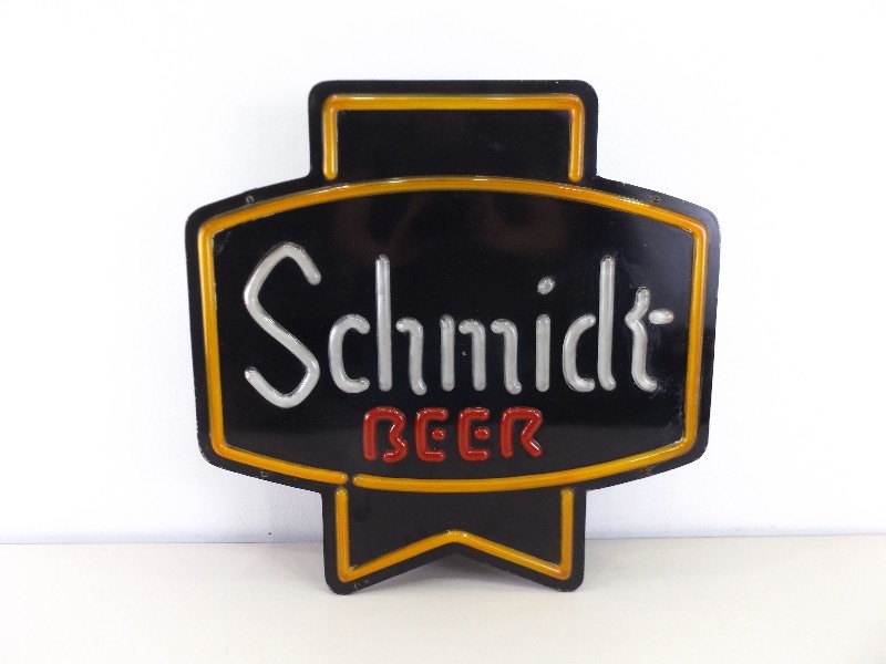 lot 1 image: Vintage WORKING Schmidt Beer Lighted Sign