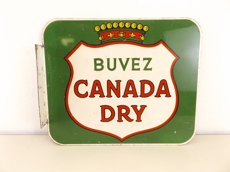 lot 3 image: Vintage Metal 2 Sided Canada Dry Store Sign 