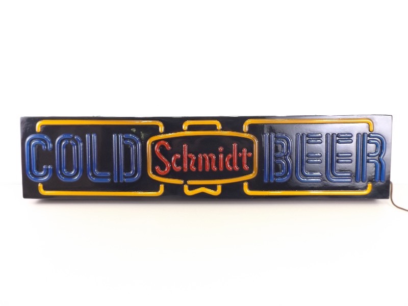 lot 13 image: Vintage Working Schmidt Cold Beer Lighted Sign