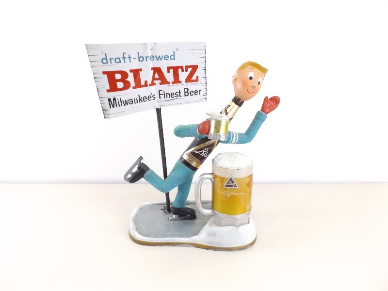 lot 20 image: Vintage Blatz Beer Cast Metal 3D Figural Display