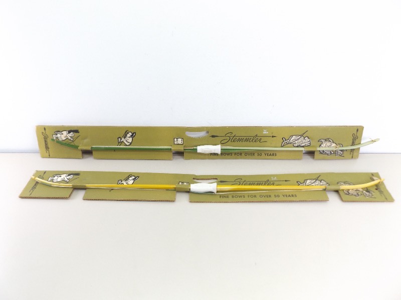 lot 60 image: 2 Vintage NEW OLD STOCK Stemmler Bows in original Packaging