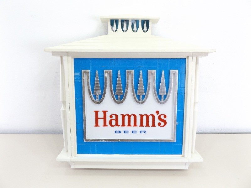 lot 83 image: Vintage Hamms Beer Wall Sconce Cover