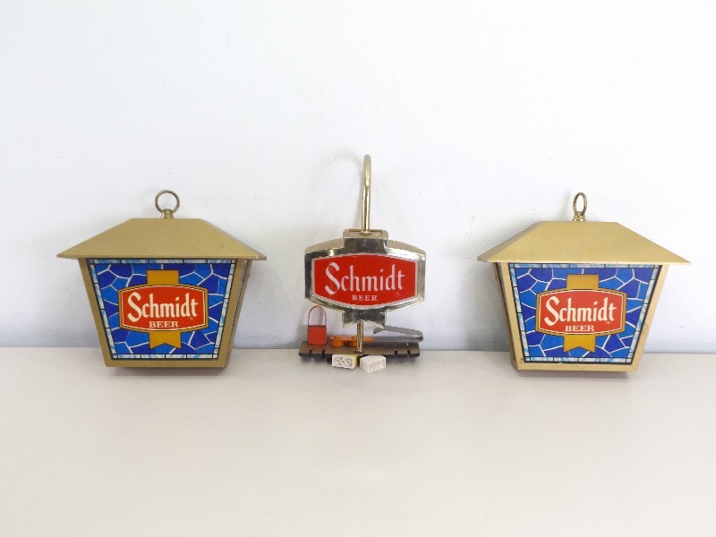 lot 96 image: Vintage WORKING Schmidt Beer 3 Light Wall Sconce Set
