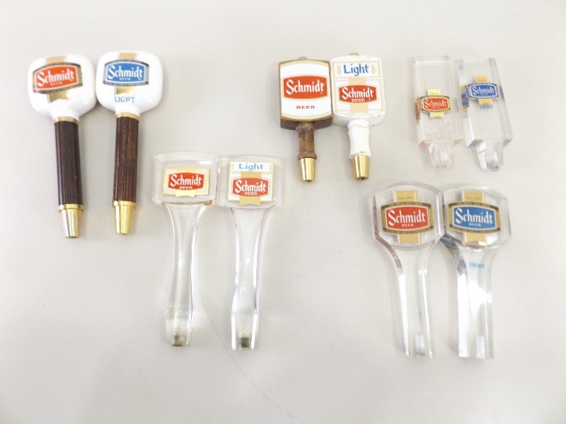 lot 112 image: 10 (5 Sets) of Vintage Schmidt and Schmidt Light Beer Tapper&nbspHandles