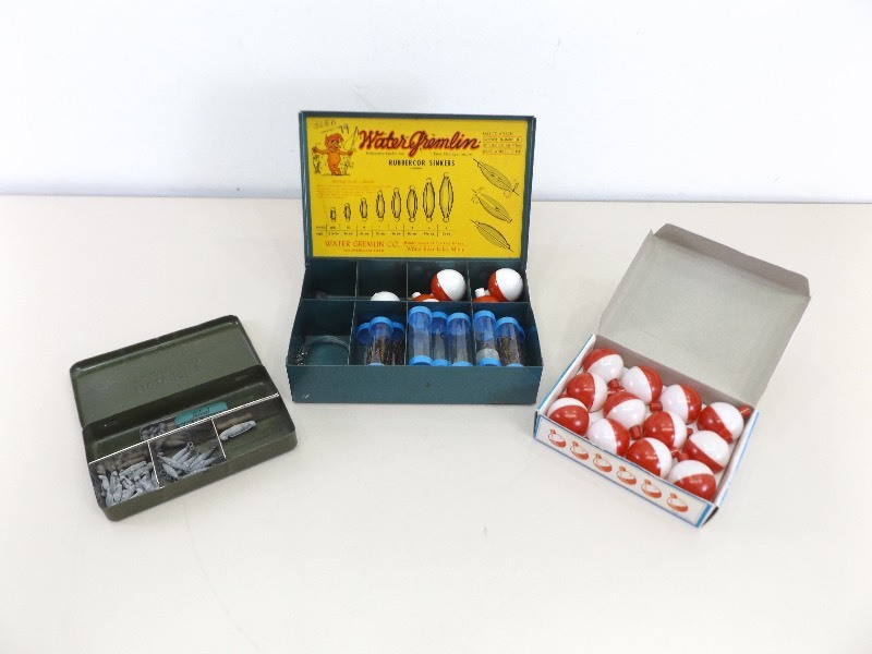 lot 120 image: 3 Vintage Metal etc. Fishing Tackle Display Boxes