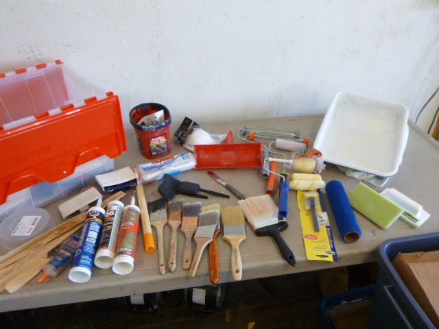 lot 5 image: Painting Tools