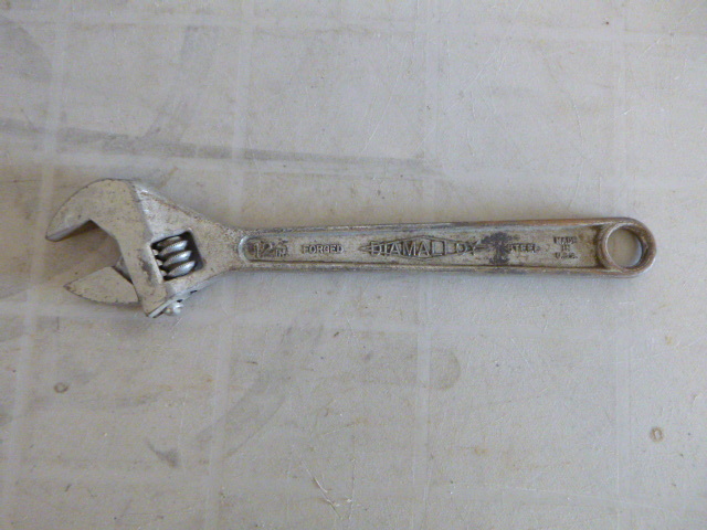 lot 20 image: Vintage Diamalloy 12 Adjustable Wrench