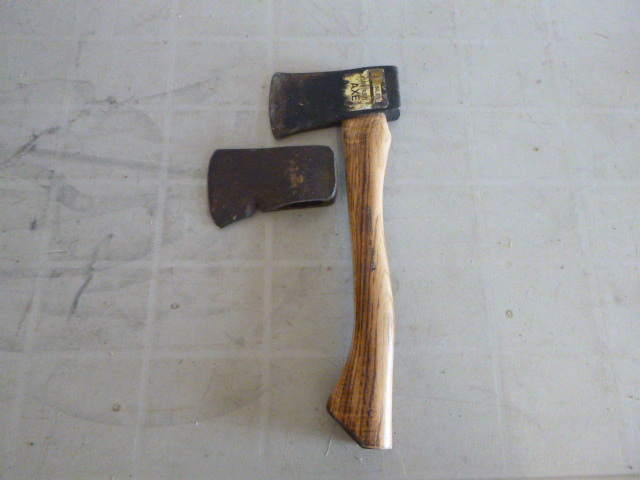 lot 25 image: Stanley Jobmaster Axe