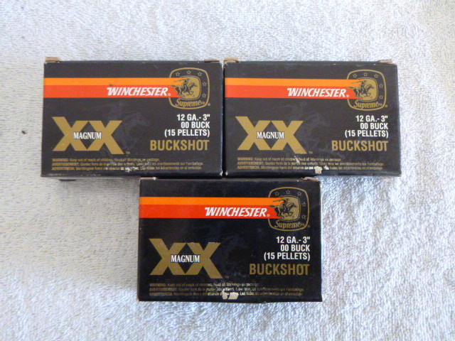 lot 56 image: 3 Boxes of Winchester 12 Gauge XX Magnum Buckshot