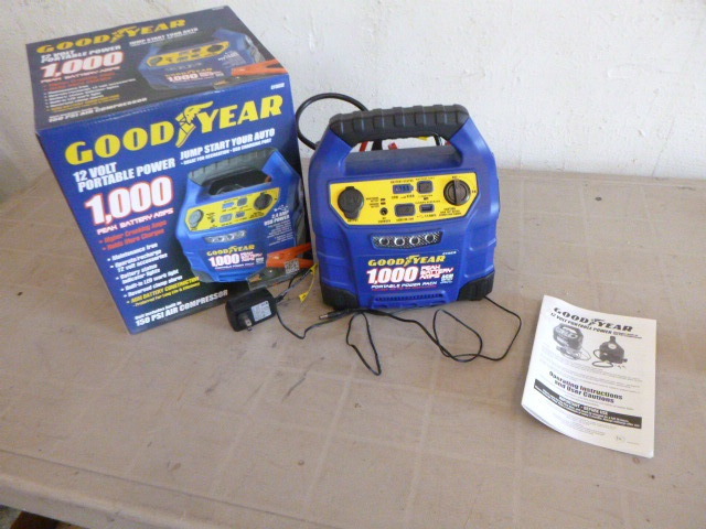 lot 77 image: Goodyear 12 Volt Portable Power Pack