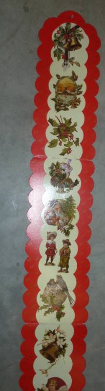 lot 19 image: Lot of vintage Christmas items